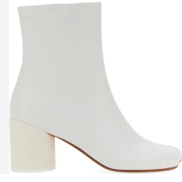 Maison Martin Margiela Shoes - White leather stretchy boots size 8